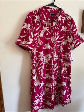 Halston Heritage Fuchsia and Cream Floral Midi Shirt Dress